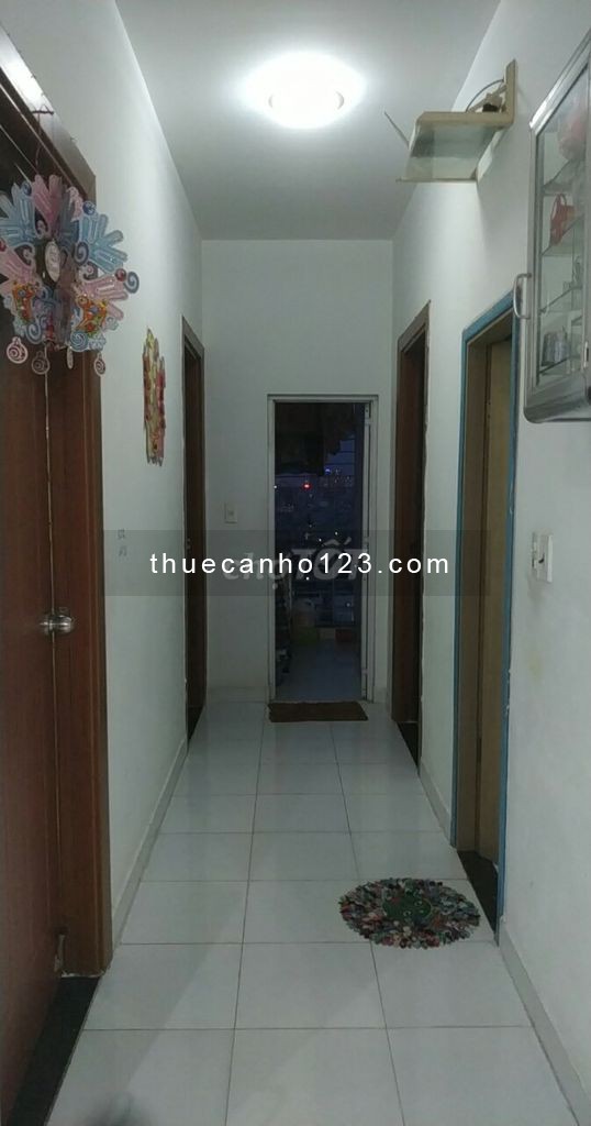 Cho thuê căn hộ 3PN, 2WC tại Sài Gòn Apartment quận Tân Phú. Giá 8 Triệu/tháng