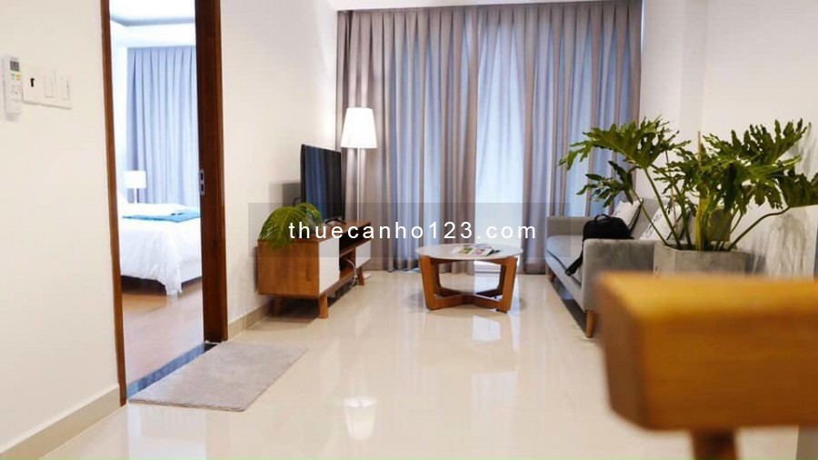 Cho thuê căn hộ 2PN-74m2 full nội thất cao cấp y hình chung cư Sky Center Phổ Quang giá 15tr/th.LH 0932192028-Ms.Mai