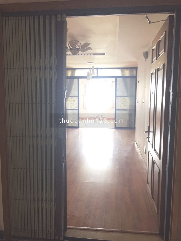 Cho thuê căn hộ chung cư tại Ruby Land Quận Tân Phú, 80m2, 2PN, 2WC nhà đẹp rộng rãi giá thuê chỉ 7 triệu/tháng