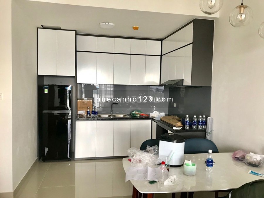 Cho thuê căn hộ chung cư cao cấp tại mặt tiền Mai Chí Thọ, An Phú, Quận 2. 75m2, 2PN, 2WC