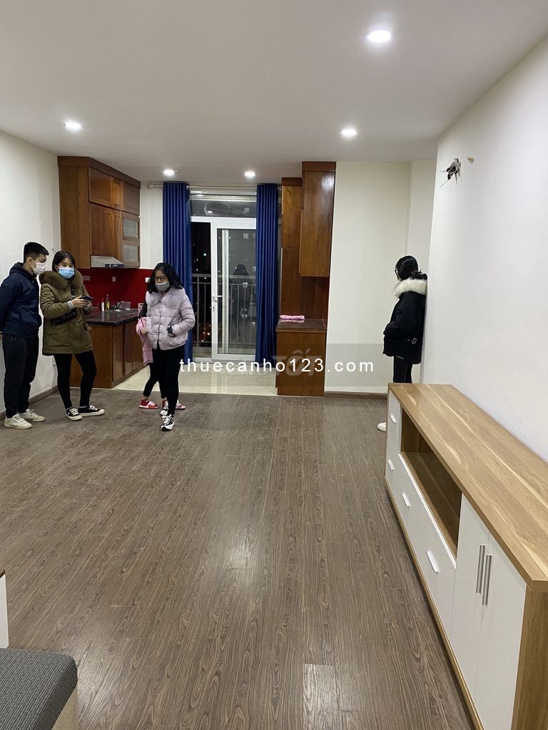 Cho thuê căn hộ chung cư 60B Nguyễn Huy Tưởng, 115m2, 3PN, 2WC