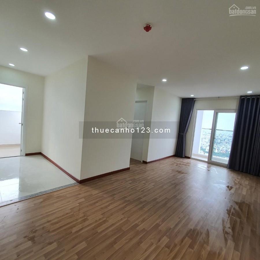 Rainbow Bình Tân cần cho thuê căn hộ tầng 9, giá 8 triệu/tháng, dtsd 90m2, 3 PN, nhà trống