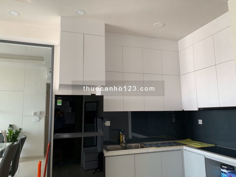 Cho thuê căn hộ chung cư cao cấp RichStar trung tâm Tân Phú. Dt 66m2, 2PN, 2WC