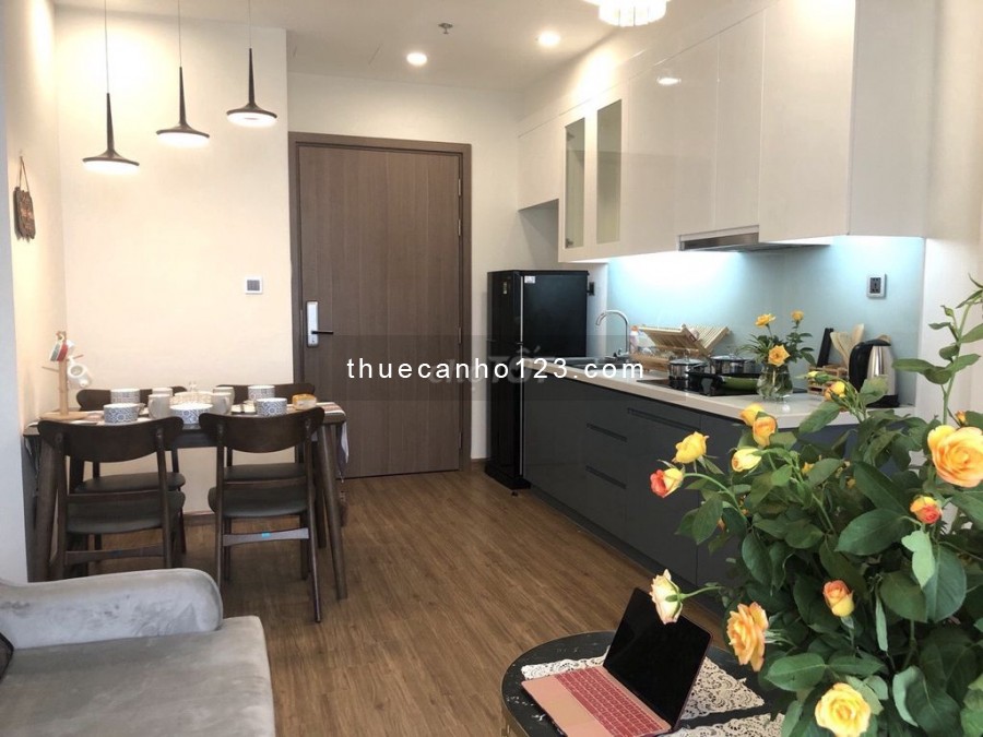 Cho thuê căn hộ chung cư cao cấp Vinhomes Green Bay Mễ Trì, full nội thất 1pn, 1wc giá chỉ 5 triệu/tháng
