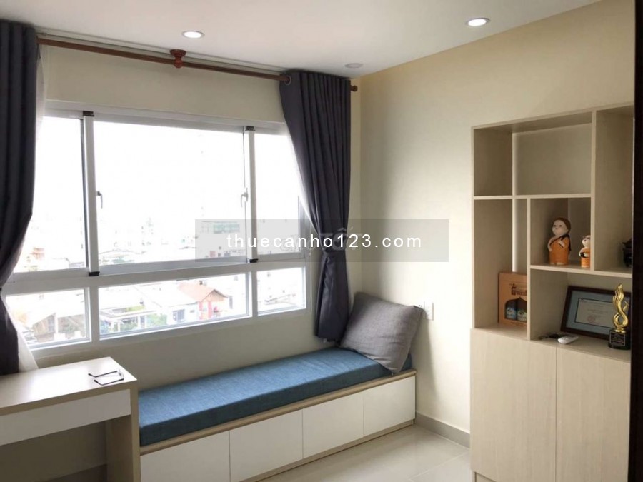 Cần cho thuê nhanh căn hộ chung cư Soho Premier trung tâm Quận Bình Thạnh. Nhà mới dt 65m2, với 2PN