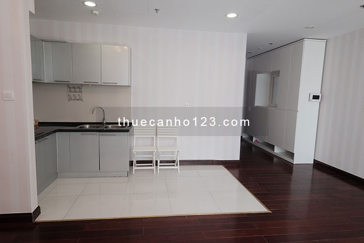 Cho thuê CC Cao cấp Royal City 69m 2PN cơ bản 13tr