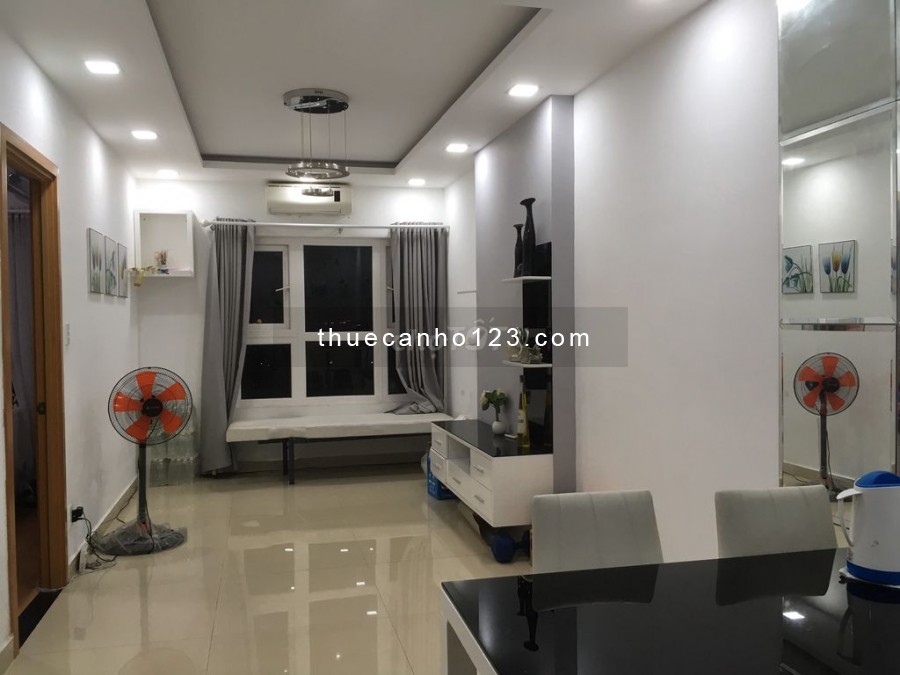 Cho thuê căn hộ mới, 71m2, 2PN, 2WC, Full nội thất tại cc Saigonres Plaza