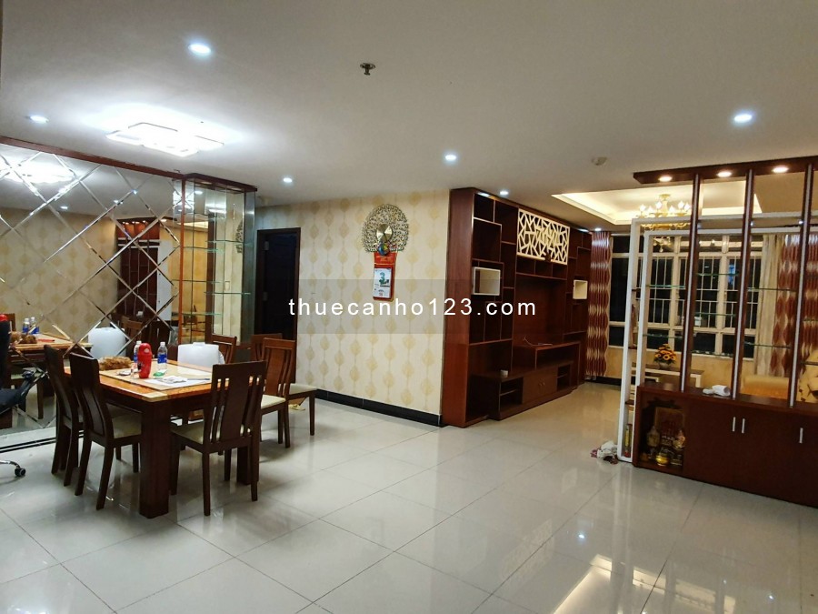 Cho thuê căn hộ cao cấp Samland Giai Việt Quận 8