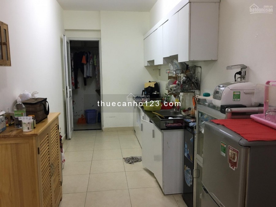 Cho thuê căn hộ Linh Tây, 77m2, 2pn, 2wc có nội thất cơ bản, 2 máy lạnh, tủ bếp,.