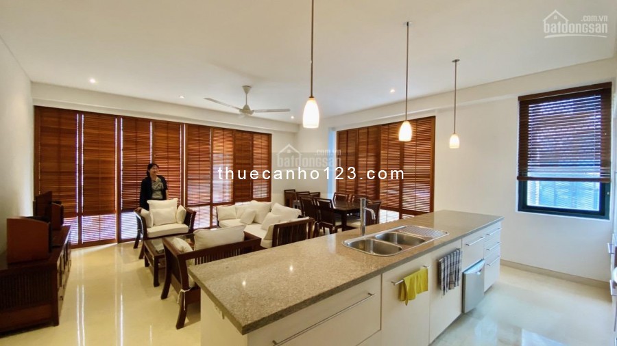 Cho thuê căn hộ chung cư Avalon Saigon Apartments Quận 1. Tầng 14, dt 102m2, 2pn
