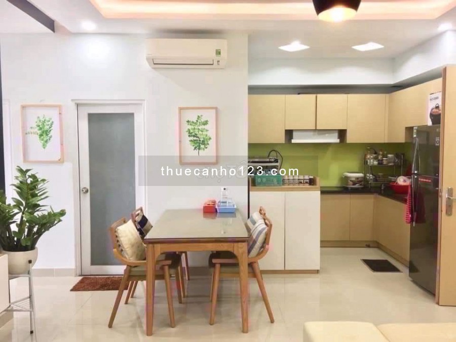 Cho thuê căn hộ chung cư Oriental Plaza Tân Phú giá 11 triệu/tháng, 80m2, 2pn, 2wc