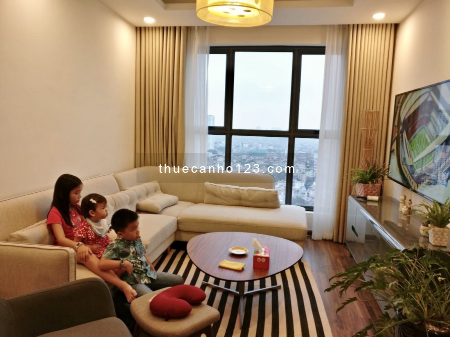 Cho thuê gấp căn hộ ở Golden palm 21 Lê Văn Lương, 2PN đủ đồ 14tr/tháng LH 0327582785