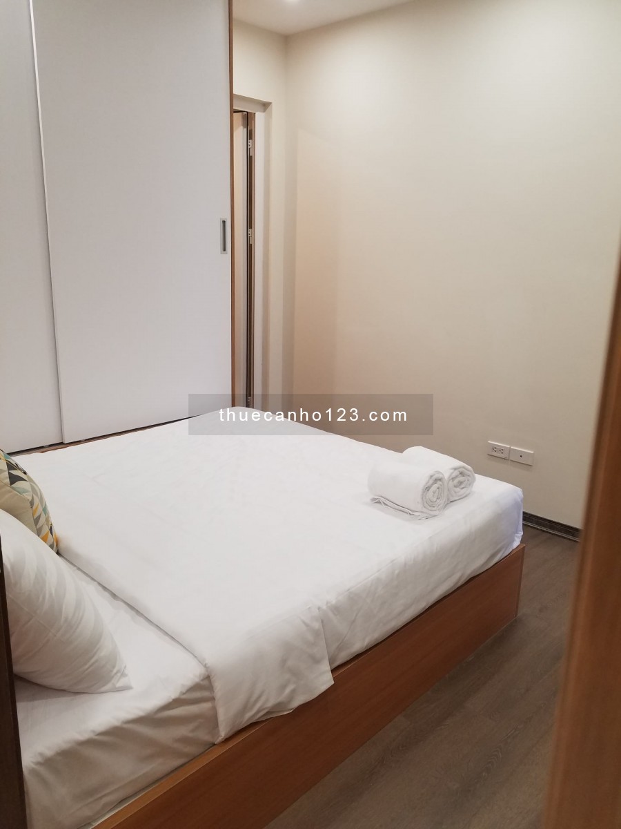 Cho thuê căn hộ 2 phòng ngủ 45m2 đã có sẵn nội thất tại FLC Green 18 Phạm Hùng. Lh ngay 0347833320