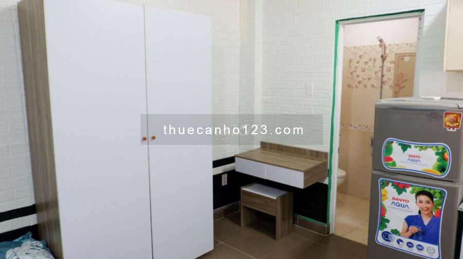 Cần cho thuê căn hộ dịch vụ 22m2 ở Quận 2