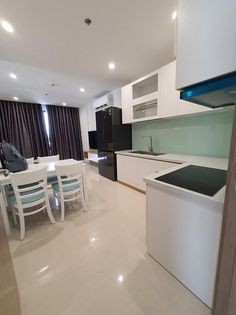 Em có căn góc view thoáng đẹp tại chung cư Vinhomes Grand Park diện tích 69m2 có 2pn