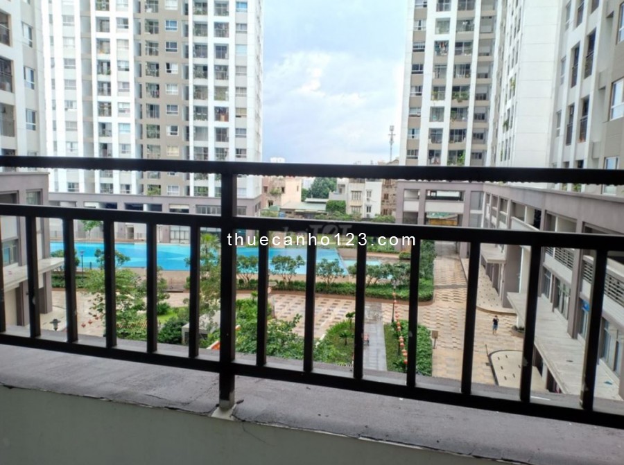 Cần cho thuê căn hộ 2PN chung cư Richstar Tân Phú giá rẻ 11tr full nt 65m2