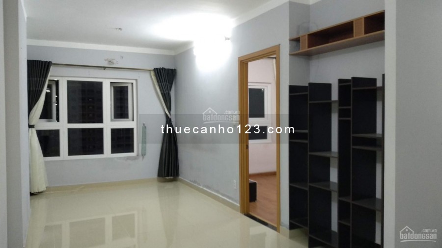 Chủ nhà cần cho thuê căn hộ Saigonres Plaza, nội thất cơ bản 72m², 2PN, giá 11tr/tháng