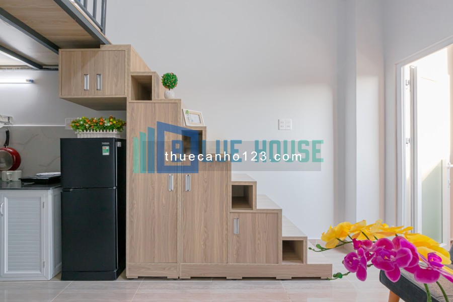 Căn hộ duplex ban công mới xây. Full nội thất, máy giặt riêng. Gần Âu Cơ - Lạc Long Quân