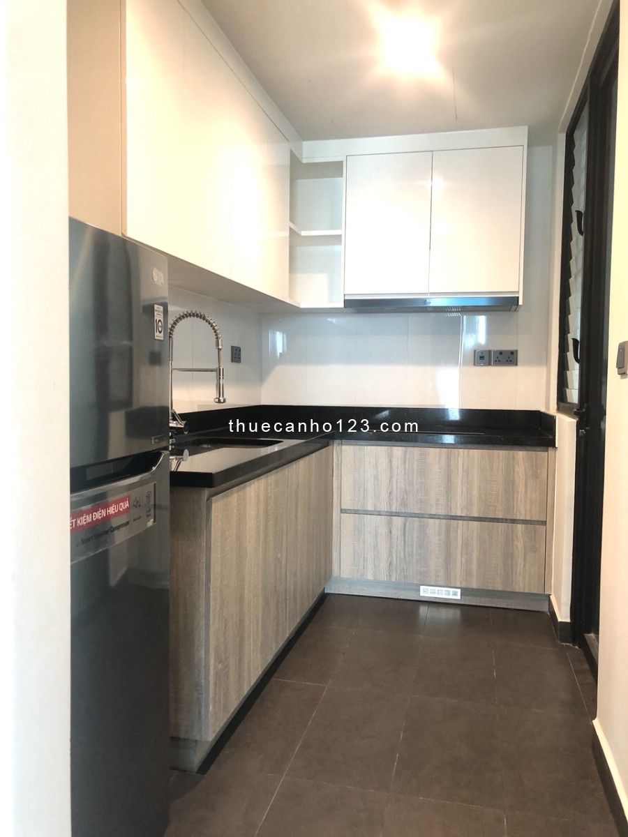 Cho thuê căn hộ 1 phòng ngủ - Full NT - 57m2 - Tầng cao thoáng mát. LH: 0792.317.869 - Phan Cường