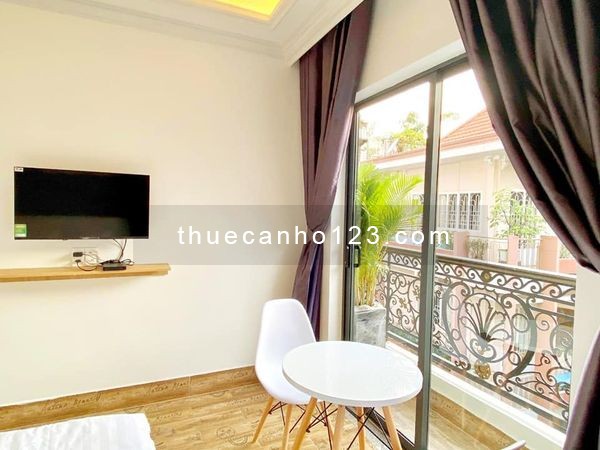 Căn Hộ cửa sổ lớn view đẹp, Bancol lớn nằm ngay Sân Bay thuận tiện chuyển các Quận