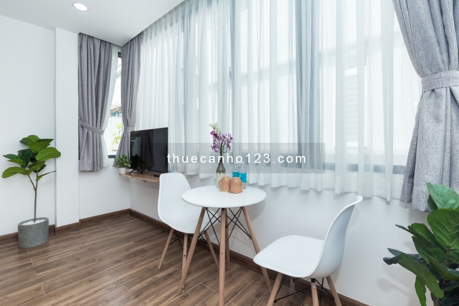 Cho thuê căn hộ studio full nội thất cao cấp ngay trung tâm quận 3