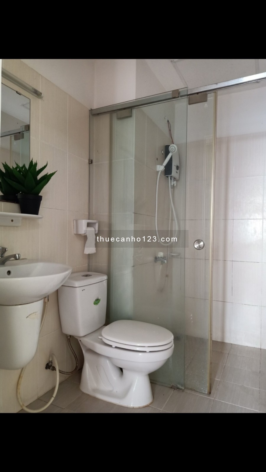 Cho thuê nhanh căn hộ Cao ốc An Bình, Q.Tân Phú, DT 86m2, 2pn, 2wc