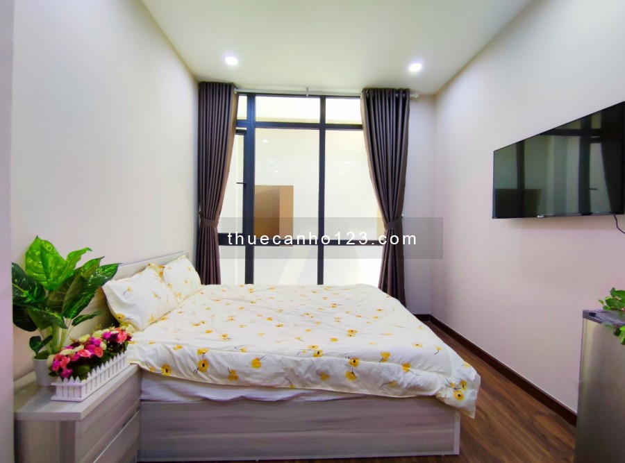 Studio cửa sổ lớn full nội thất Tân Bình