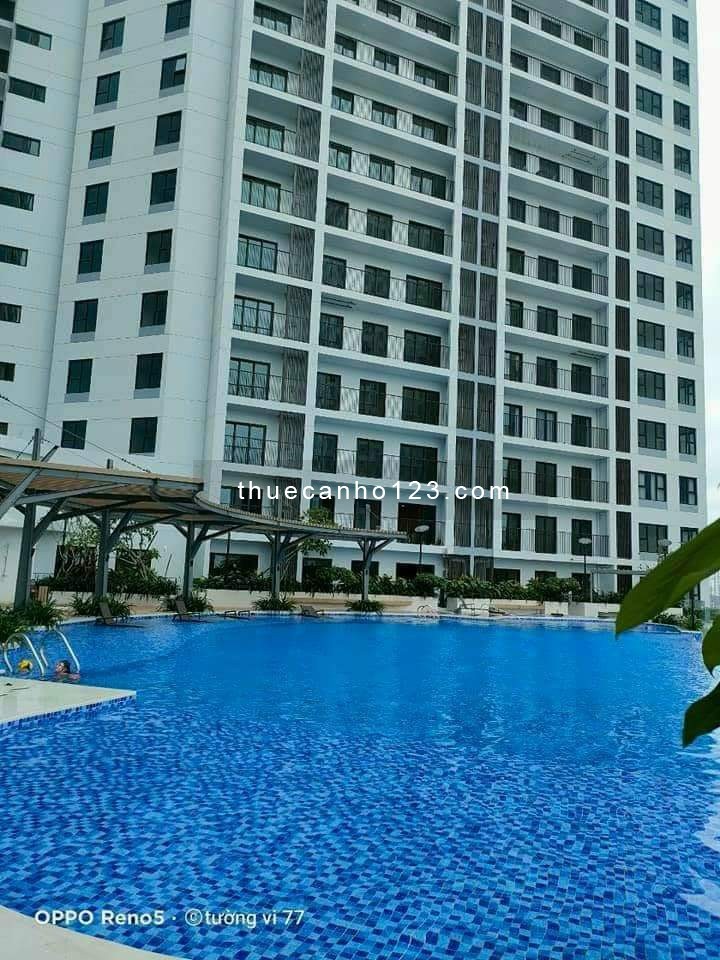 Cho Thuê Căn Hộ Hạng Sang Sora Gardens 2, 2 phòng ngủ, 2WC, 86m2, tầng trung thoáng mát, view hồ bơi