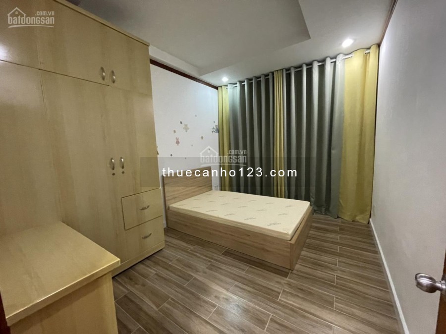 Cho thuê căn hộ 2PN 88m2 ở chung cư Phú Hoàng Anh Nhà Bè giá 9 tr/ th