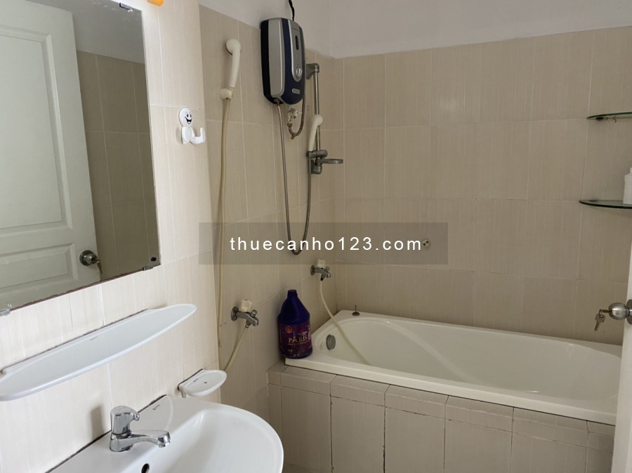 Cho thuê căn hộ ở Scres Tower, Q.3. DT 81m2, 2pn, 2wc, giá thuê 11tr