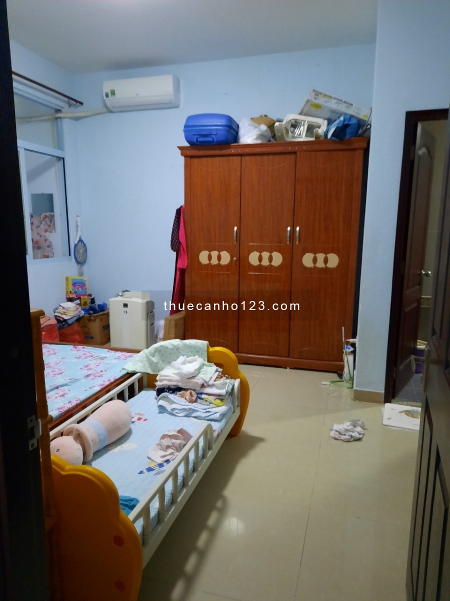 Chính chủ cho thuê nhanh căn hộ Sài Gòn Town, dt 65m2, 2pn, giá 6.6tr/ tháng. Liên hệ: 0384015896