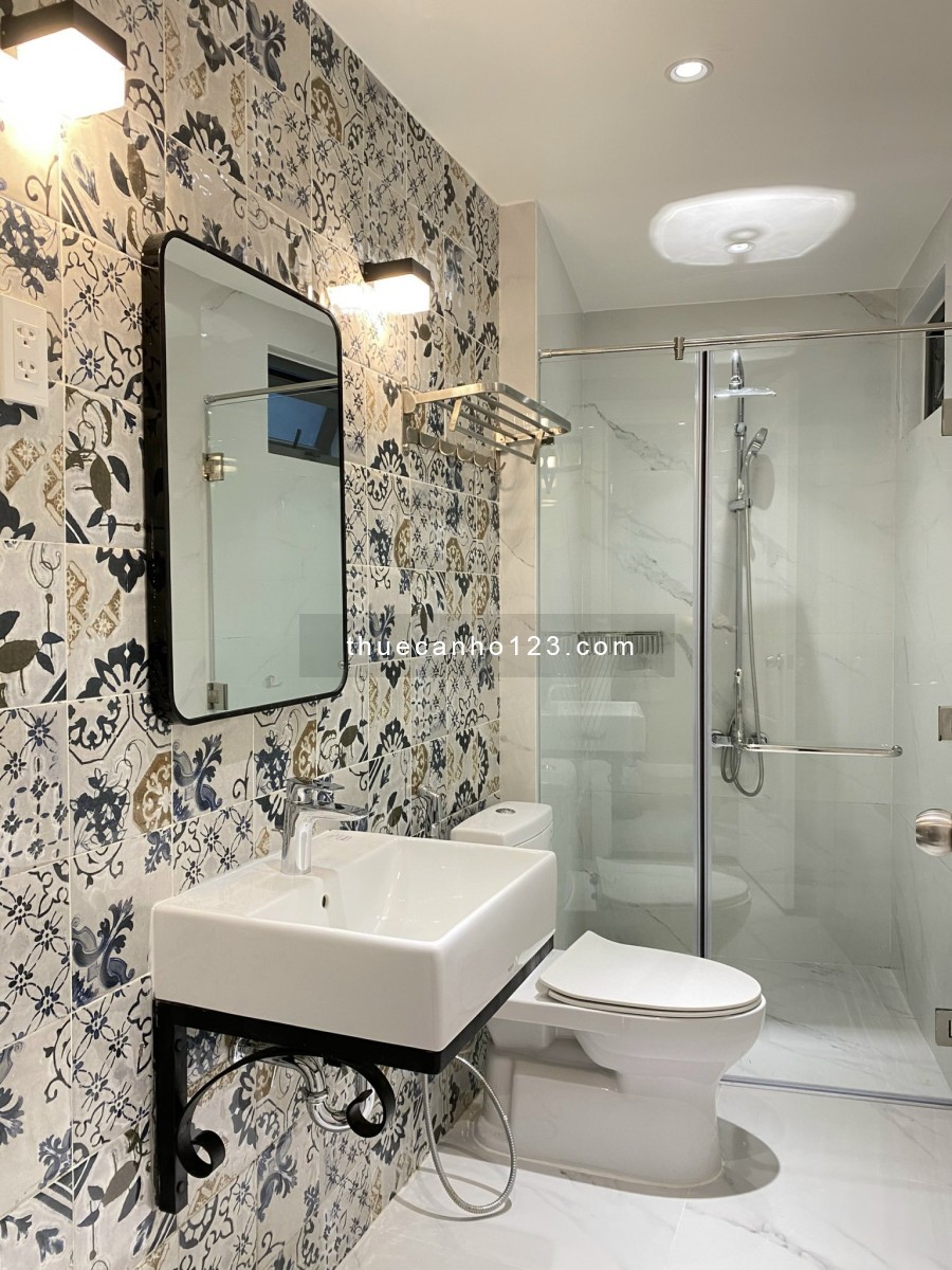 CHDV mới xấy 100% - full nội thất - sang trọng