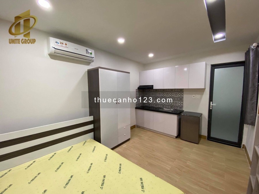 STUDIO/Ban công, Nguyễn Công Hoan, Phú Nhuận, Gần Phan Đăng Lưu giao Vạn Kiếp, full nội thất mới