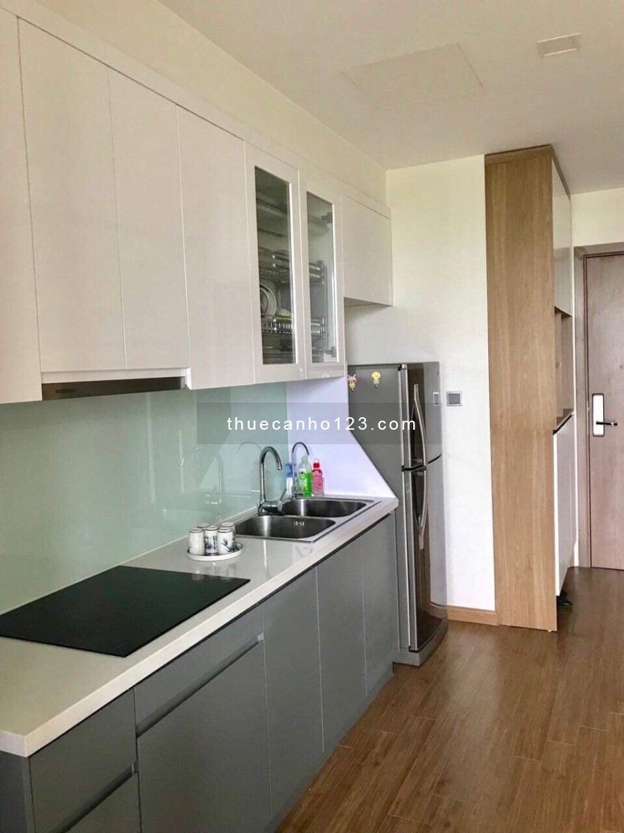 Cho thuê căn hộ chung cư cao cấp tại Vinhomes Green Bay 70m2, 2pn, 2wc, nội thất đầy đủ