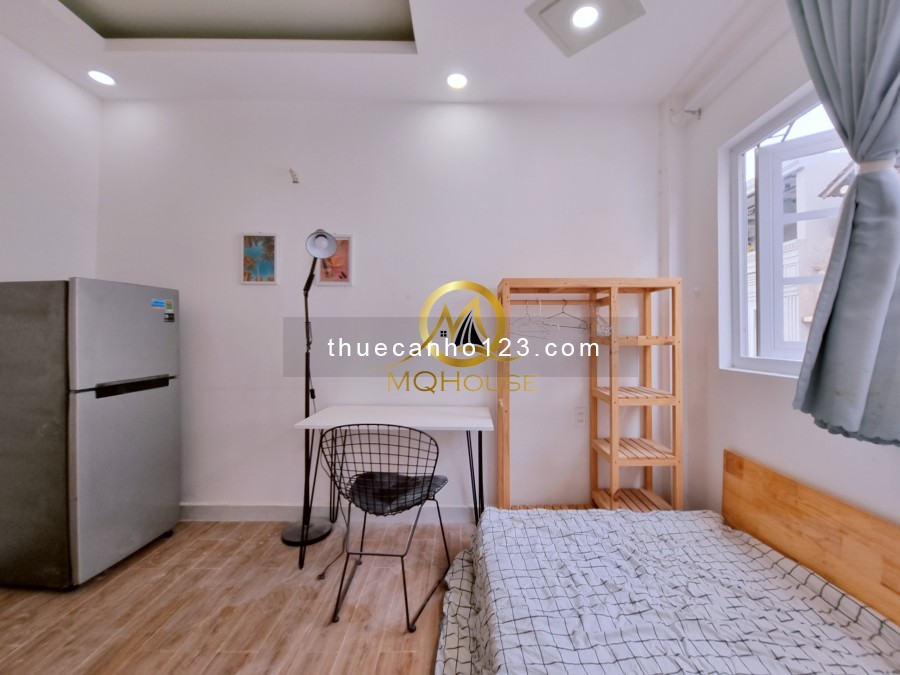 Căn hộ Studio Bancol và Cửa sổ LỚN thoáng mát - Full NT - giá siêu rẻ - hẻm lớn xe hơi
