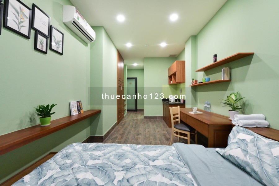 Cho thuê căn hộ Nguyễn Thượng Hiền dạng studio cửa sổ thoáng, đầy đủ nội thất, gần cao đẳng FPT...