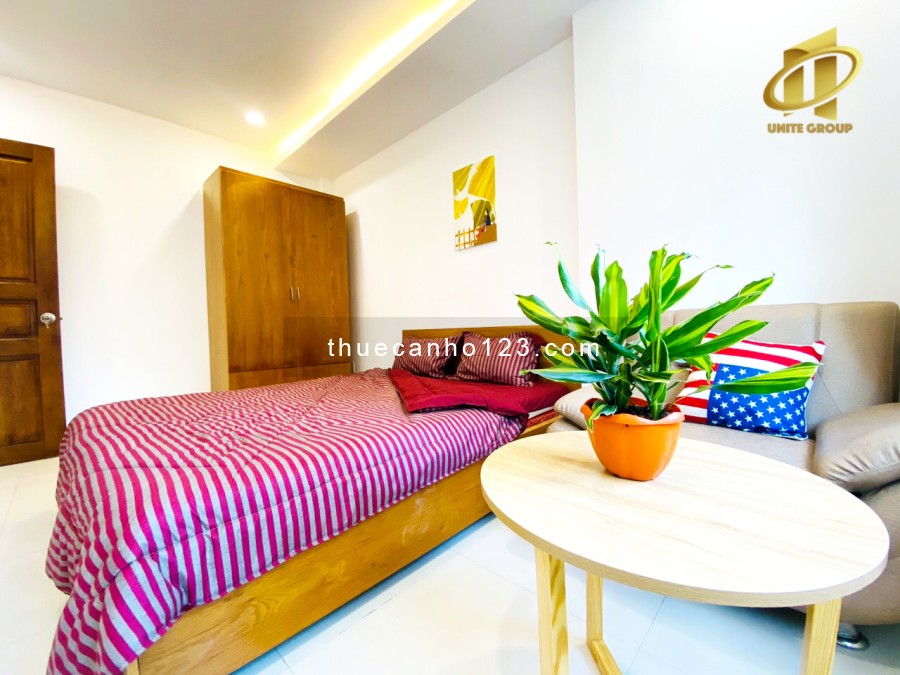 Cho thuê căn hộ-1 phòng ngủ gần sân bay mặt đường Hát Giang giá 8.5 triệu/tháng