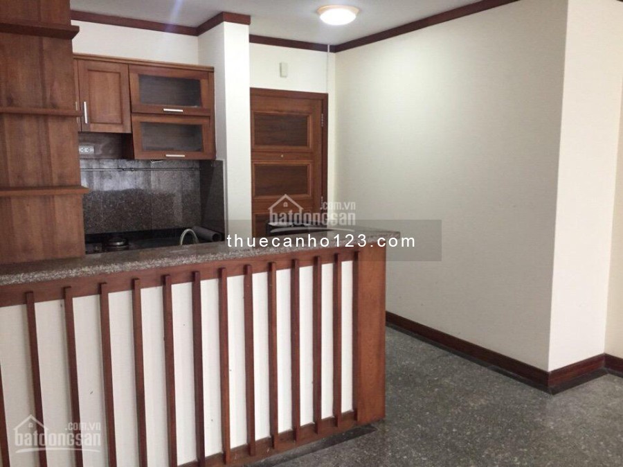 Trống căn hộ 2PN ở chung cư Phú Hoàng Anh cho thuê giá rẻ 8 tr/th - 0903388269