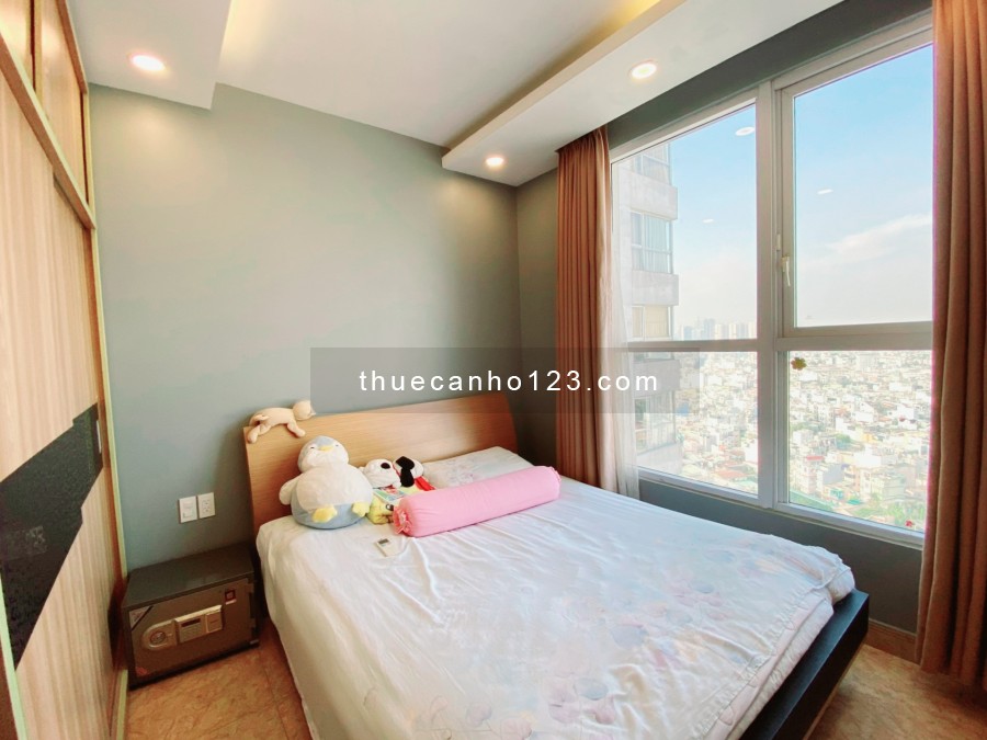 Phú Nhuận, cho thuê căn 2PN 71m2 Full nội thất. Đón nắng sáng, tầng trung giá chỉ 20 triệu/tháng