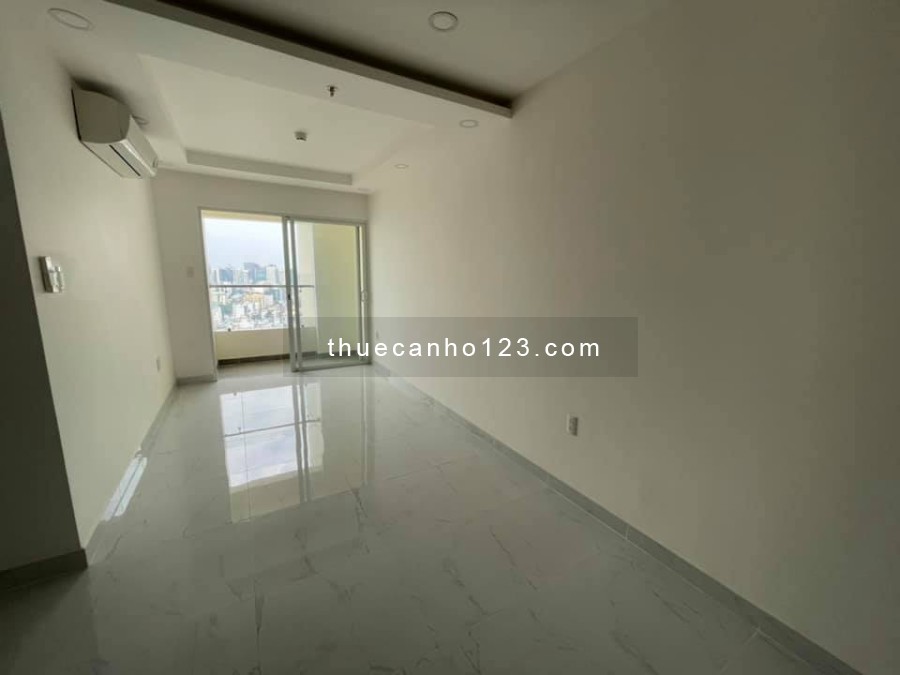 Cho thuê căn hộ chung cư Terra Royal, Q3, 58m2 2PN, giá: 14 tr/th. LH: 0906887586 Quân