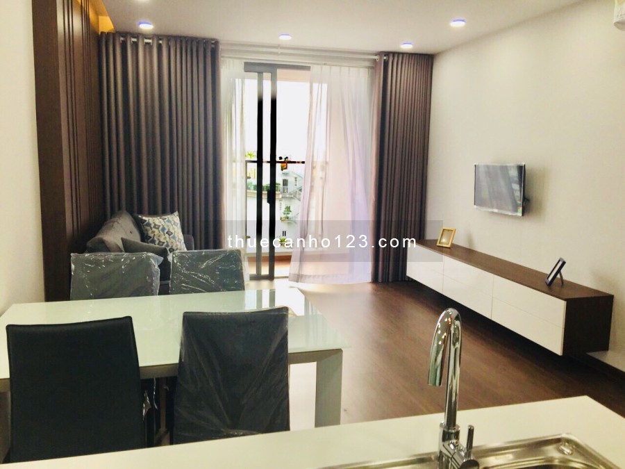 Căn hộ 2PN 85m2 nội thất cơ bản tại Kingston Residence. Giá chốt thuê: 15 triệu/tháng