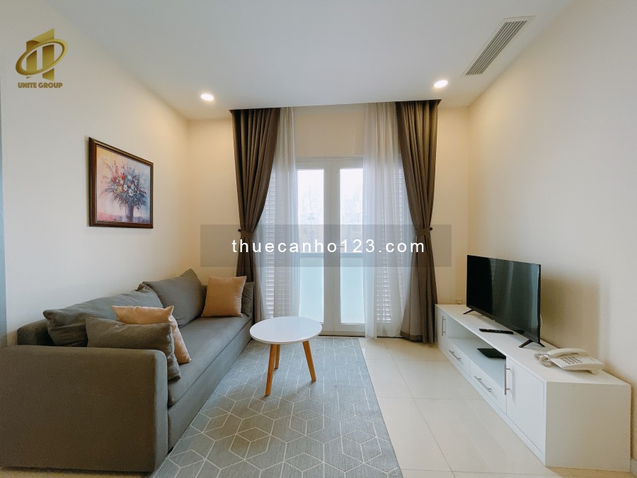 Luxury 1 bed apartment_ Hoang Van Thu Park
