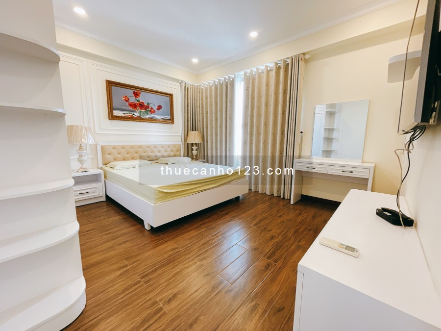 Cho thuê căn hộ Kingston Residence 3 phòng ngủ 125m2