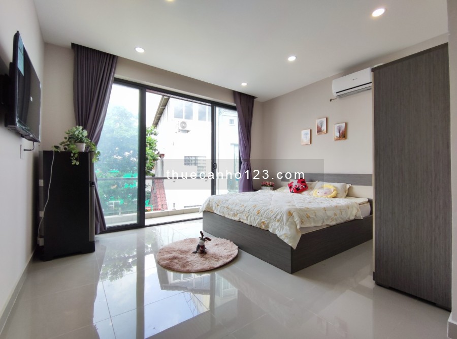 Studio 30m2 có ban công ánh sáng tự nhiên. Call 0772040801 để đi xem trực tiếp và tư vấn