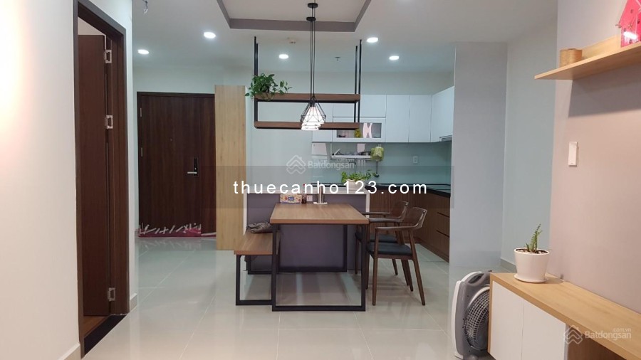 Cho thuê căn hộ Phú Đông Premier 68m2, 2PN, 5.5tr/tháng. LH 0939720039