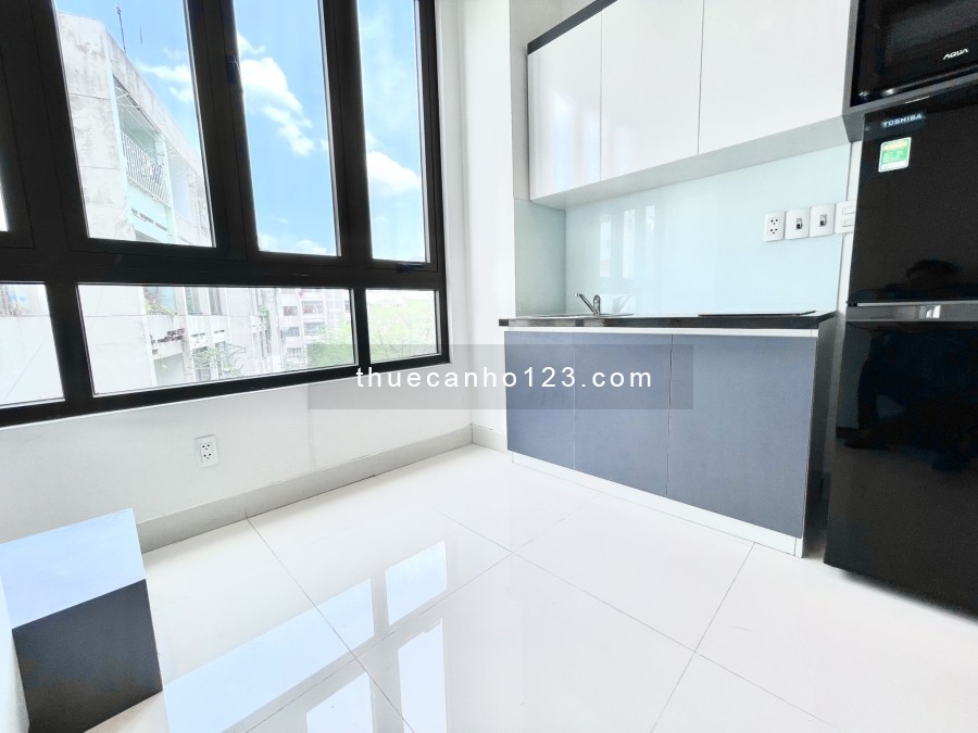 Duplex siêu xinh, cửa sổ rộng, ngay Cống Quỳnh, Quận 1, gần công viên Tao Đàn, trống duy nhất 1 căn