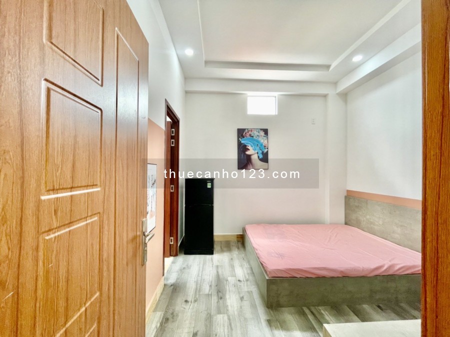 Cho thuê Căn hộ Studio xinh xẻo 30m2 có bếp ăn và wc riêng tách biệt với phòng ngủ.