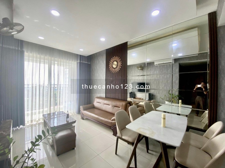 Căn hộ 3 phòng ngủ - 100m2 Golden Mansion Phú Nhuận, nhà đẹp, view cao 18 triệu/tháng