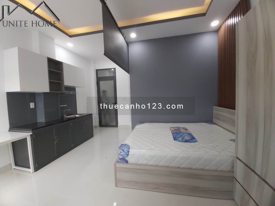 Studio full nội thất Q7, có cửa sổ, bancol thoáng mát, gần Lotte Mart, ĐH TĐT