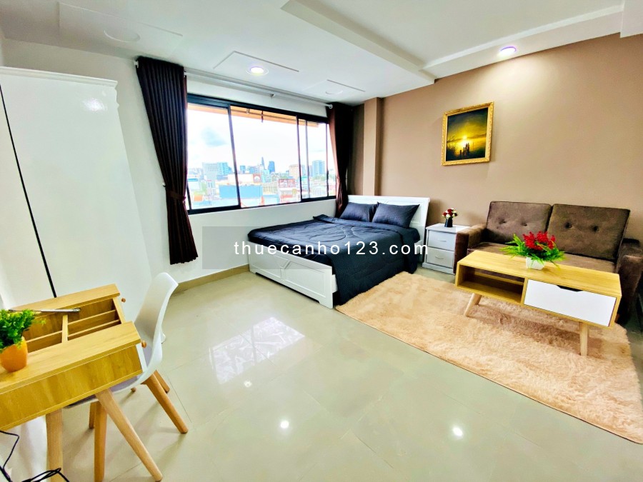 Cho thuê căn hộ Quận 3, Trần Quang Diệu, 1 phòng ngủ, ban công, nội thất hiện đại, gần Lê Văn Sỹ